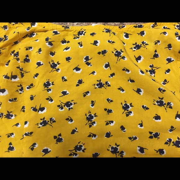 mini scoop neck crop top floral yell… - Picture 7 of 7